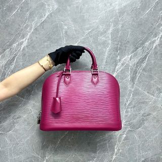 Louis Vuitton Cluny BB: First Impressions & Alma BB Comparison!