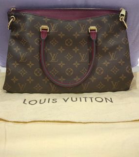 LV COUSSIN PM NOIR M57790, Women's Fashion, Bags & Wallets