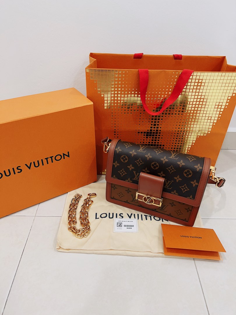 LV dauphine MM, Luxury, Bags & Wallets on Carousell