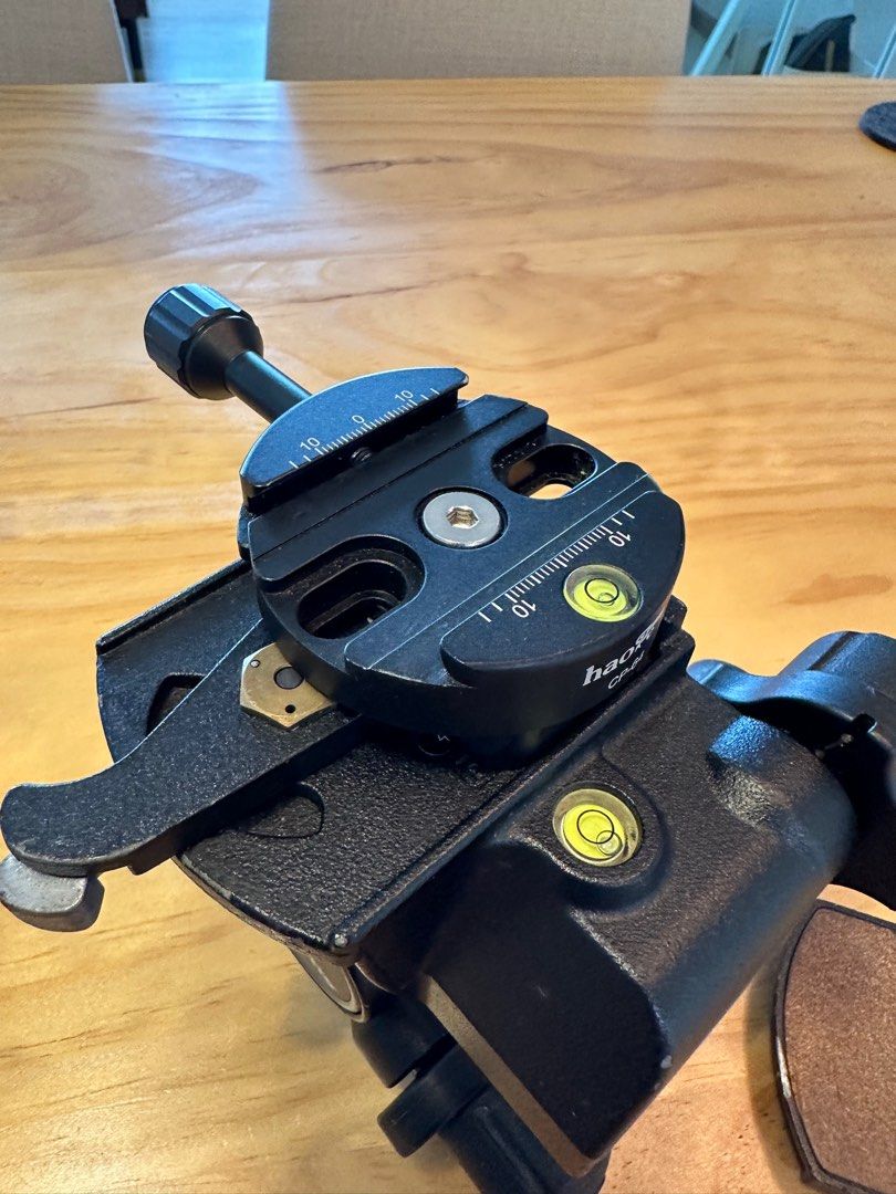 Manfrotto 410 geared tripod head, Photography, Photography Accessories