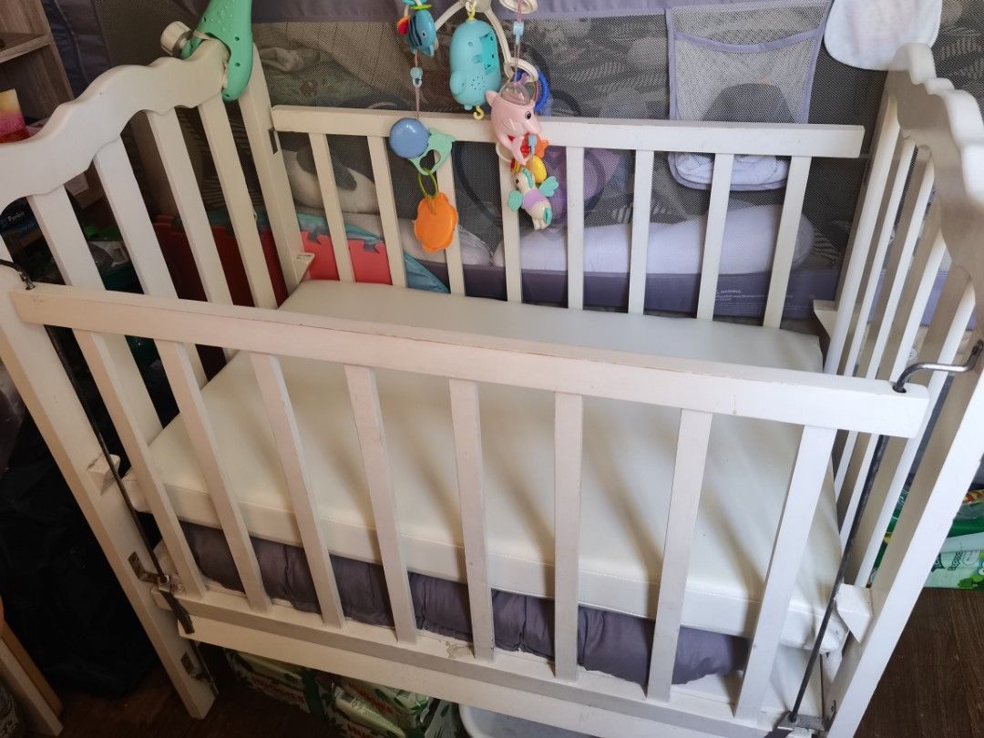 Mang ben sale wooden crib