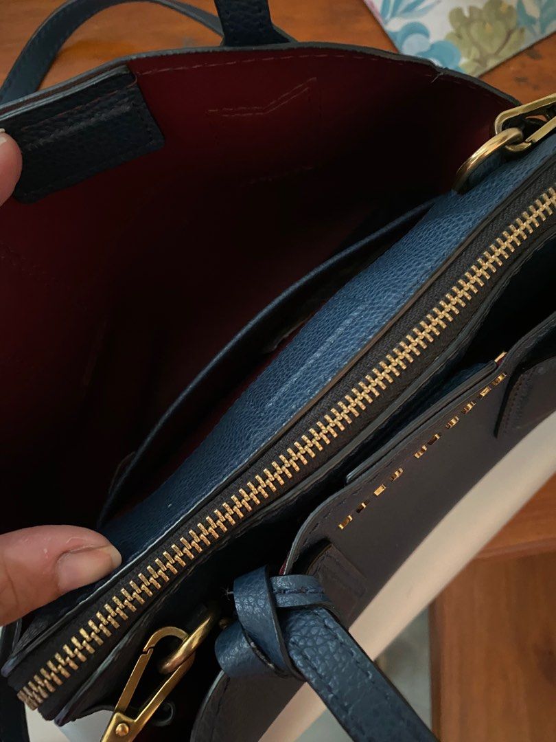 The editor 29 leather crossbody bag clearance
