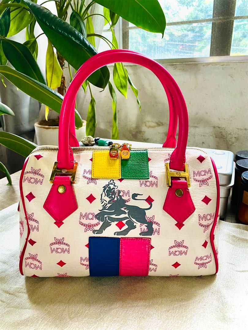 Mcm lion boston bag top