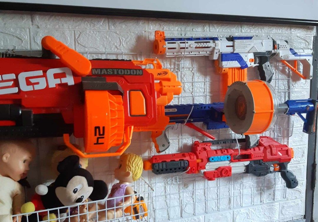 Mega Mastodon takeall (Category: Action & Battle Toys) located in Quezon City. Submitted by margsstuff (Listing ID 1258722076, Image 3). Description: for sale mega mastodon 7,500 working / Batteries not included bought 12k online free na yung 12 nerf guns sa picture. i dont know kung ano yung gumagana pa. but mostly alam ko working. lalamove or pick up location: Project 4 Qc.