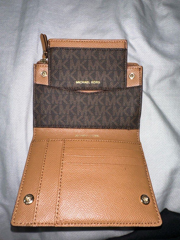Michael kors medium store logo slim wallet