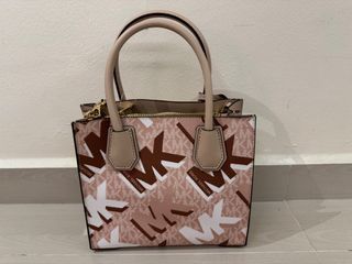Michael Kors Sullivan Large Tote Brand New Authentic, Luxury, Bags &  Wallets on Carousell