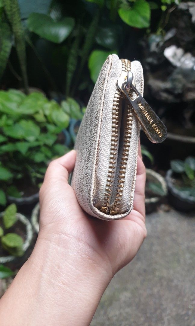 Authentic best sale mk wallet
