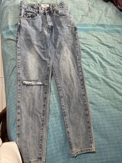 (Category: ) located in . Submitted by clothesshit (Listing ID 1258743220, Image 1). Description: .
