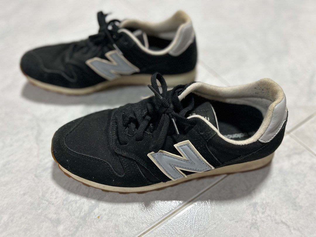 All black hotsell new balance 373