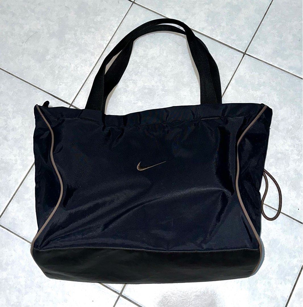 Nike Sportswear Essentials Tote Bag 26L - DJ9795-010