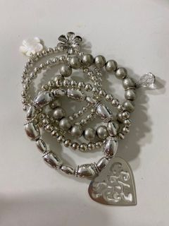 https://media.karousell.com/media/photos/products/2023/10/7/non_silver_bracelets_and_bangl_1696679973_77b56b69_thumbnail.jpg