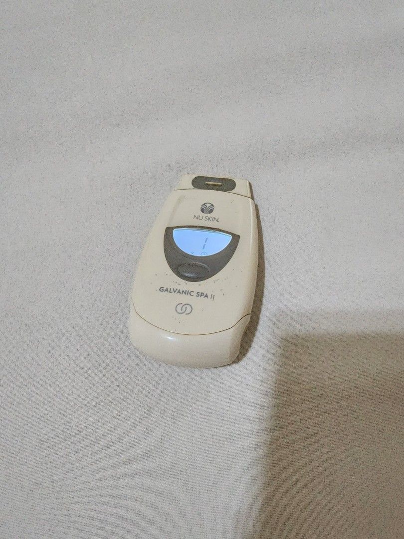 NU SKIN GALVANIC SPA II (Category: Face Care) located in Rizal. Submitted by yellowboat37 (Listing ID 1258874047, Image 2). Description: PHP 4890 Includes: - Machine pouch - Main machine - 4 tips RFS: Mom wants to clean out the house mop: GCASH mod: ggx, lalamove, or j&t (sf shouldered by buyer).