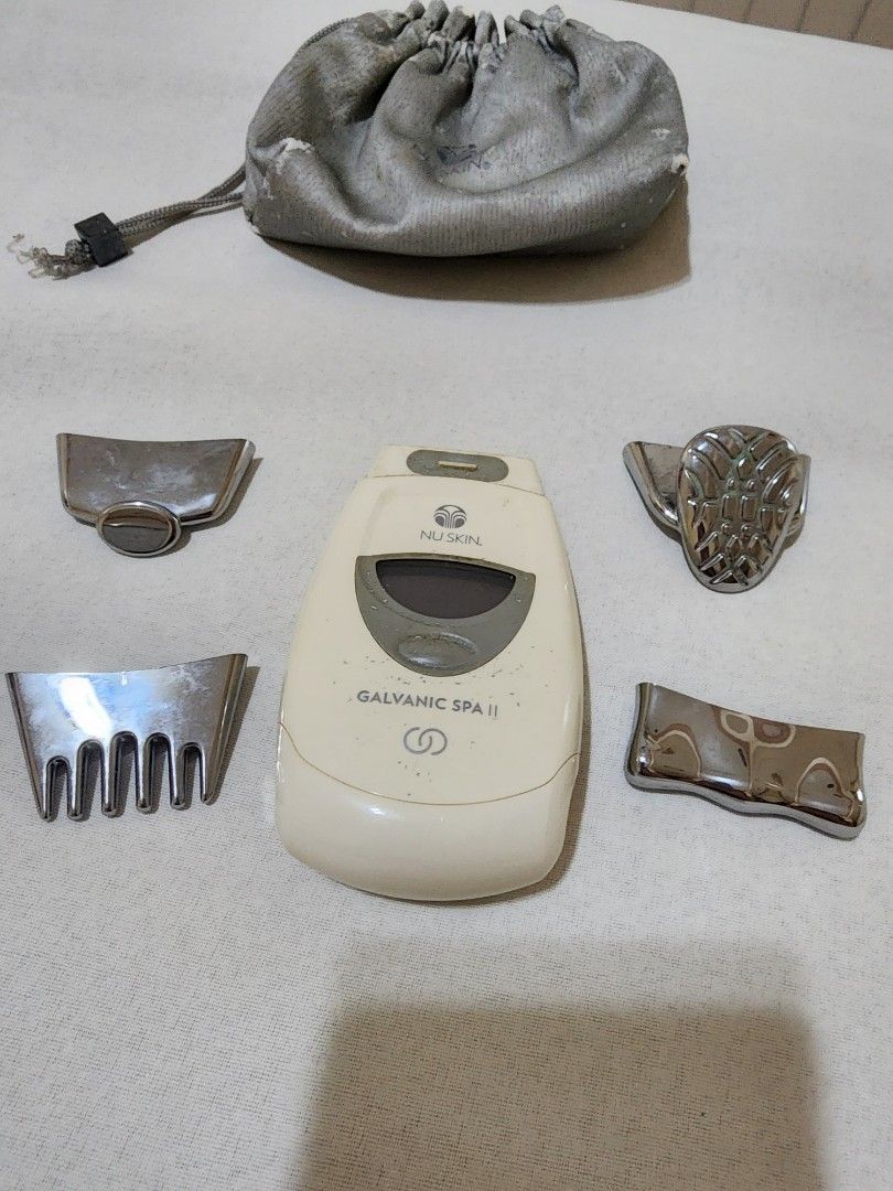 NU SKIN GALVANIC SPA II (Category: Face Care) located in Rizal. Submitted by yellowboat37 (Listing ID 1258874047, Image 1). Description: PHP 4890 Includes: - Machine pouch - Main machine - 4 tips RFS: Mom wants to clean out the house mop: GCASH mod: ggx, lalamove, or j&t (sf shouldered by buyer).