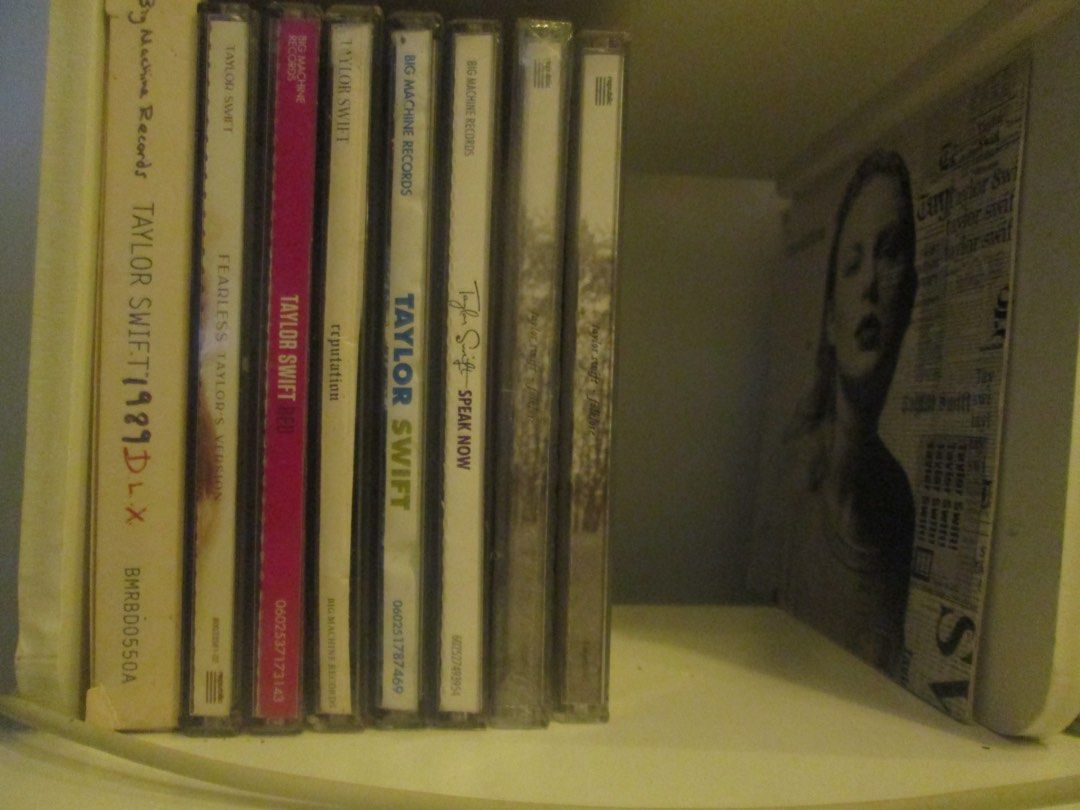 Original speak now album (Category: CDs & DVDs) located in Manila. Submitted by oliviapurr (Listing ID 1258829929, Image 2). Description: Got this in 2011. Rfs: need funds for eras tour jp 😭.