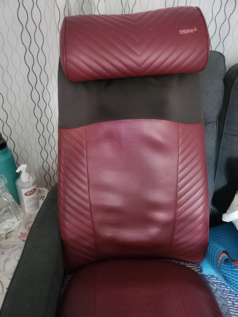 OSIM uJolly Back Massager, Health & Nutrition, Massage Devices on Carousell