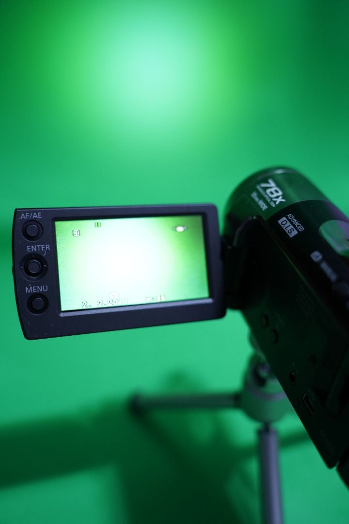 Panasonic SDR-T76 CAMCORDER / HANDYCAM, Photography, Cameras on Carousell