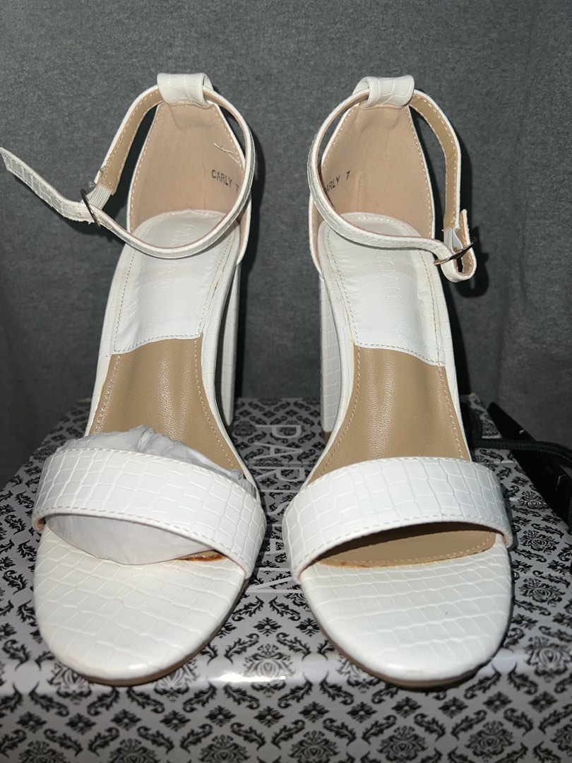PARISIAN White Heels, Women's Fashion, Footwear, Heels on Carousell