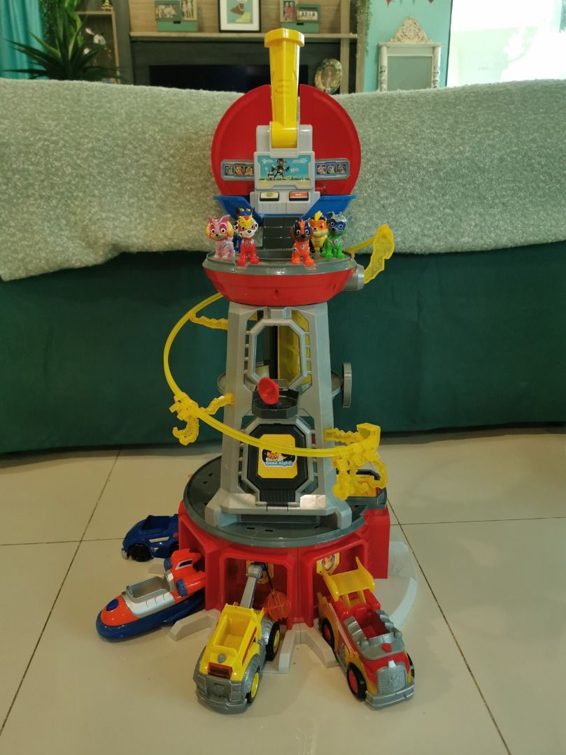 Paw Patrol Mighty Tower with all 6 Pups and Vehicles included