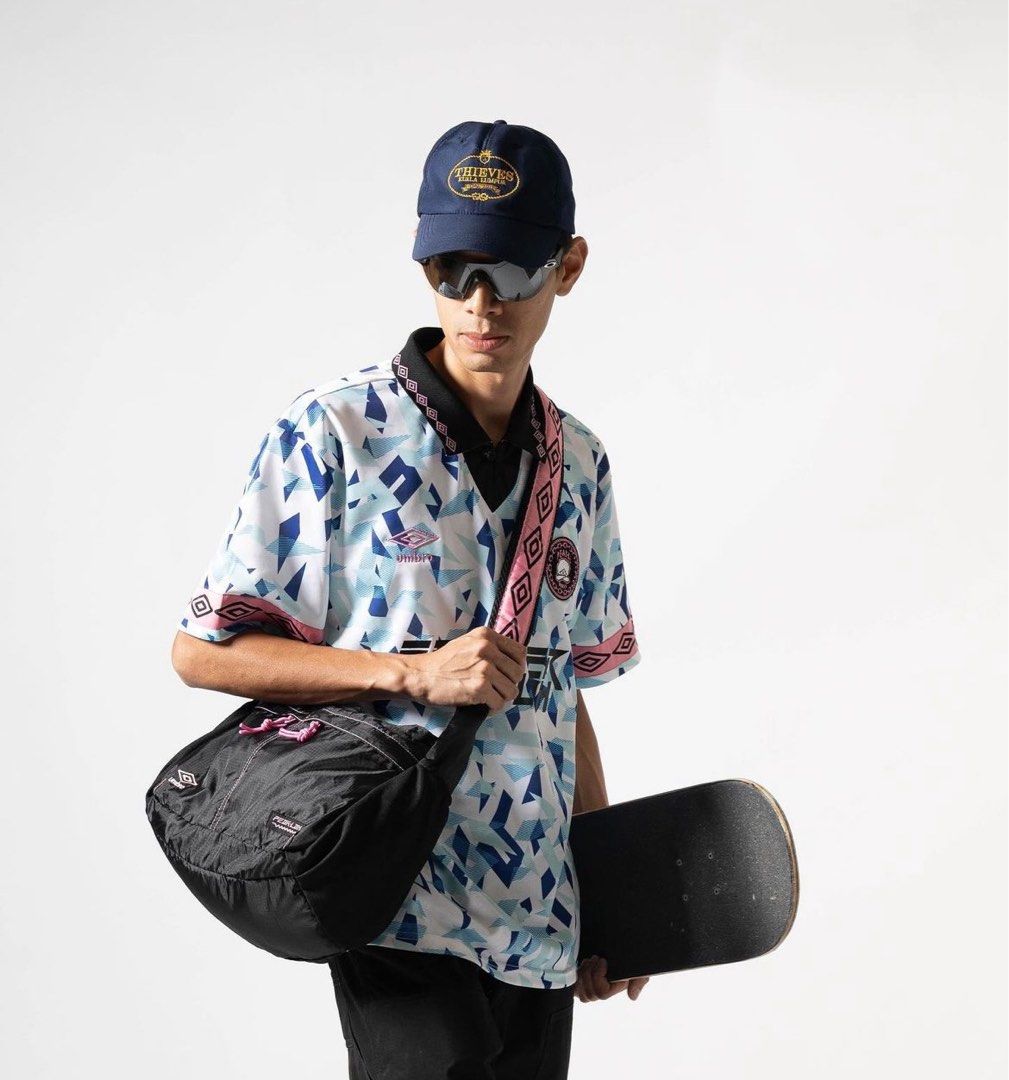 Umbro 2025 sling bag