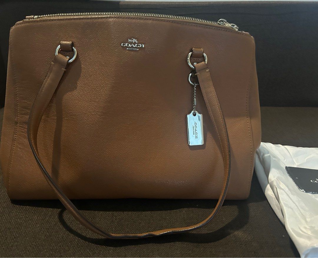 COACH SHOULDER BAG PRICE: 4,200 - Madam's Pre-Loved Bags