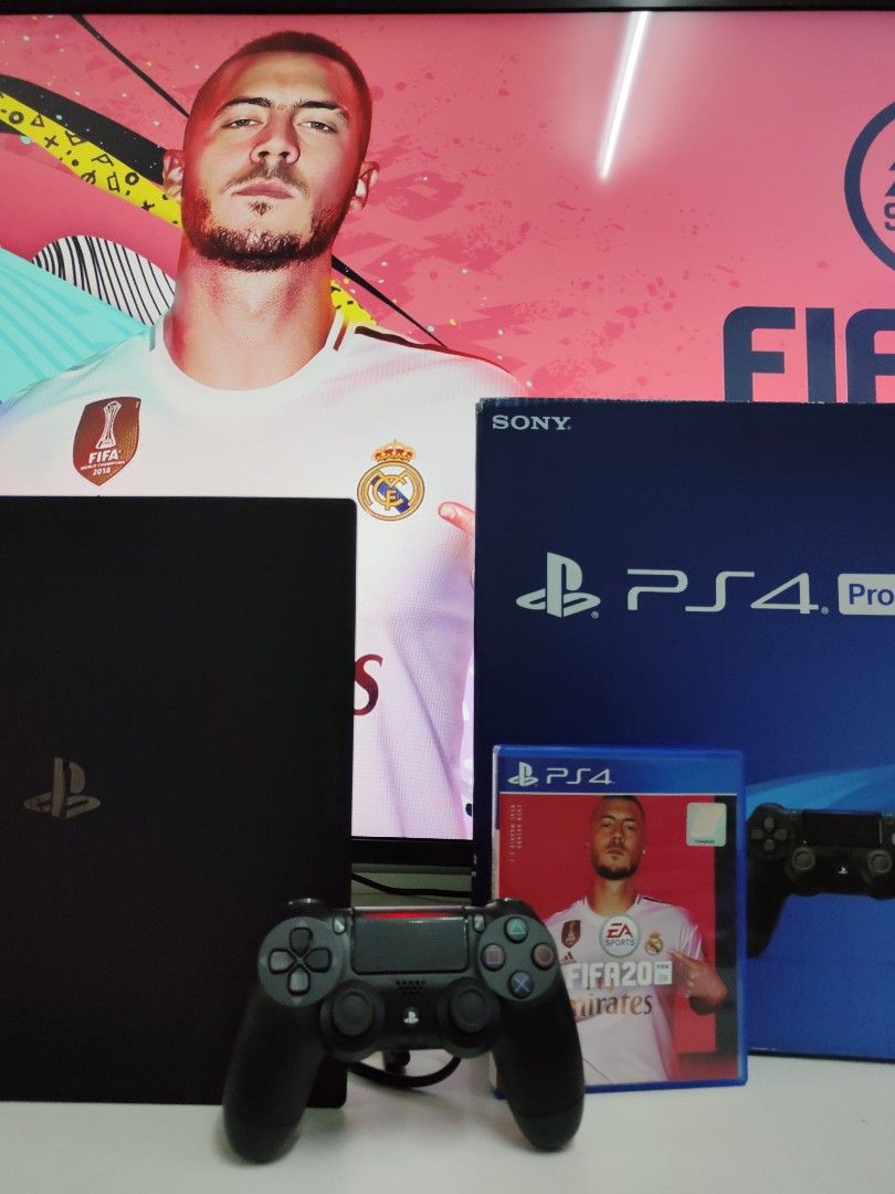 Playstation 4 pro plus fifa 20 on sale
