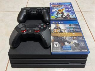 PS4 Pro 1TB (2 Controllers, 5 Games, +Accessories) for Sale in