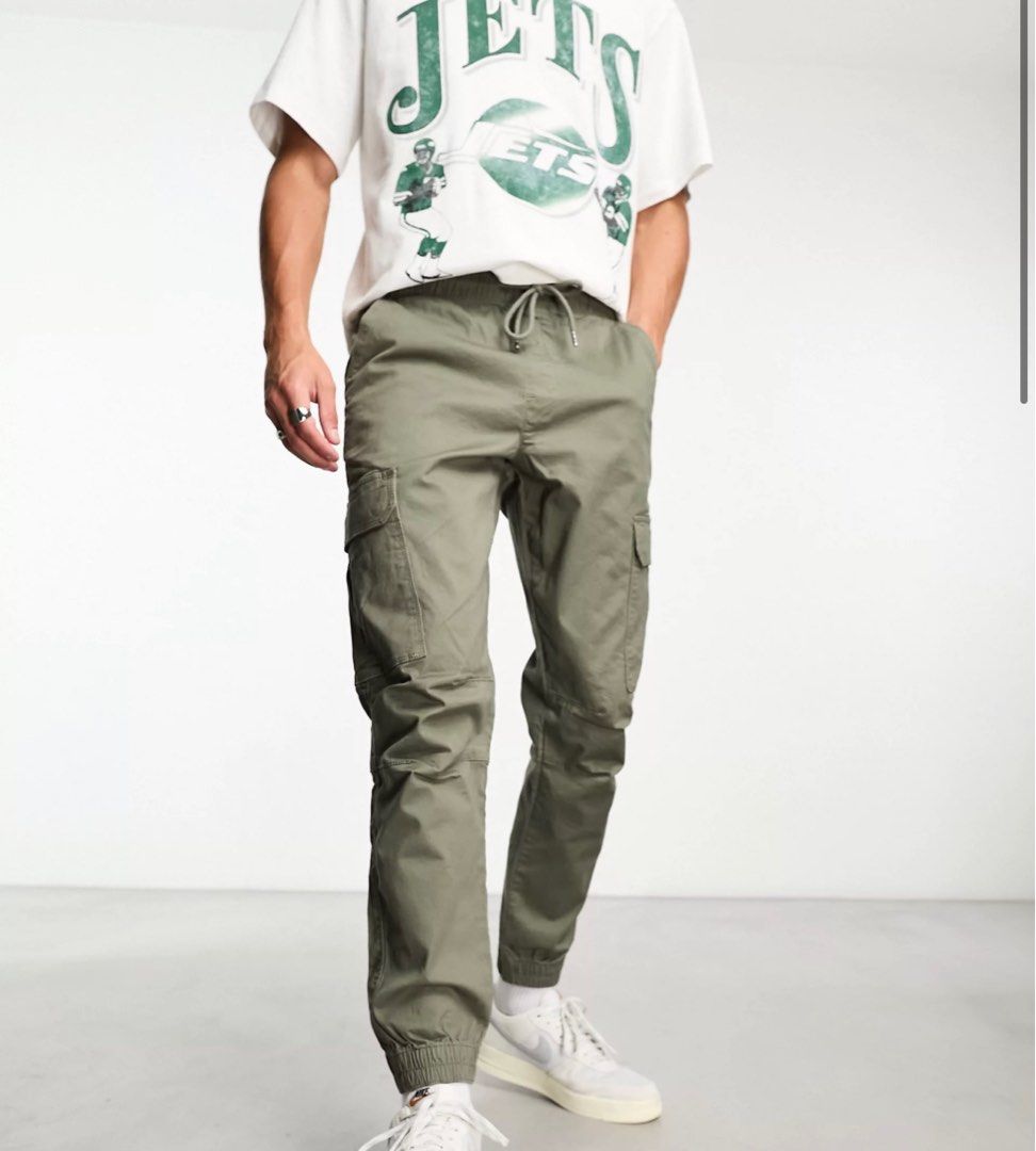 Pull & Bear Men's Cargo Pants Trousers Joggers, Men's Fashion, Bottoms,  Trousers on Carousell