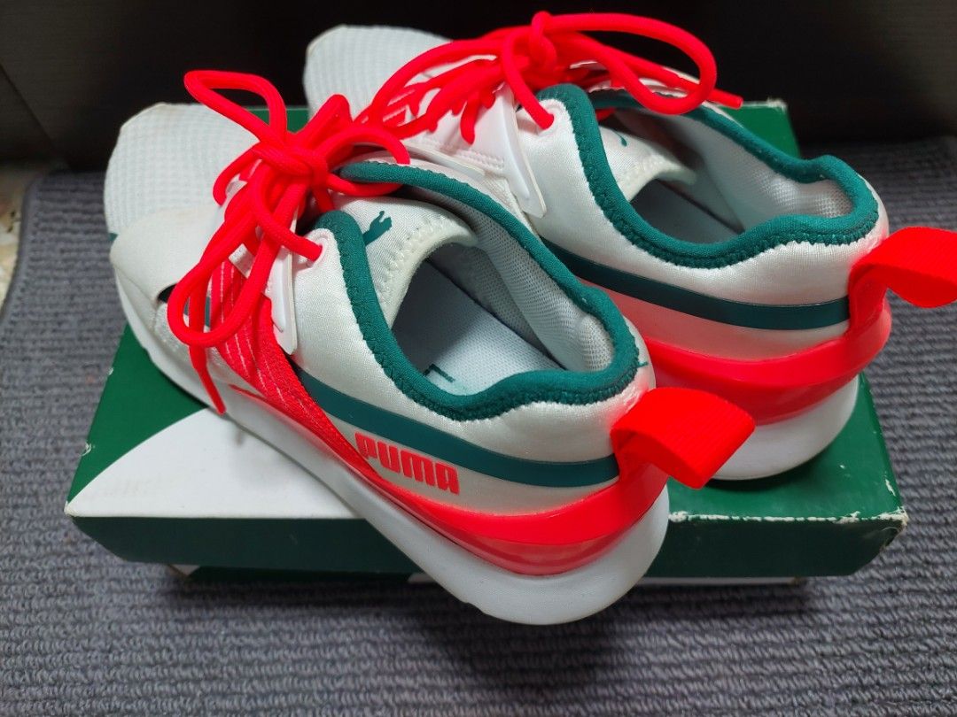 Red puma muse shop