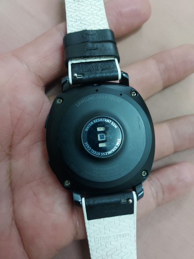 Samsung gear sport back cover deals