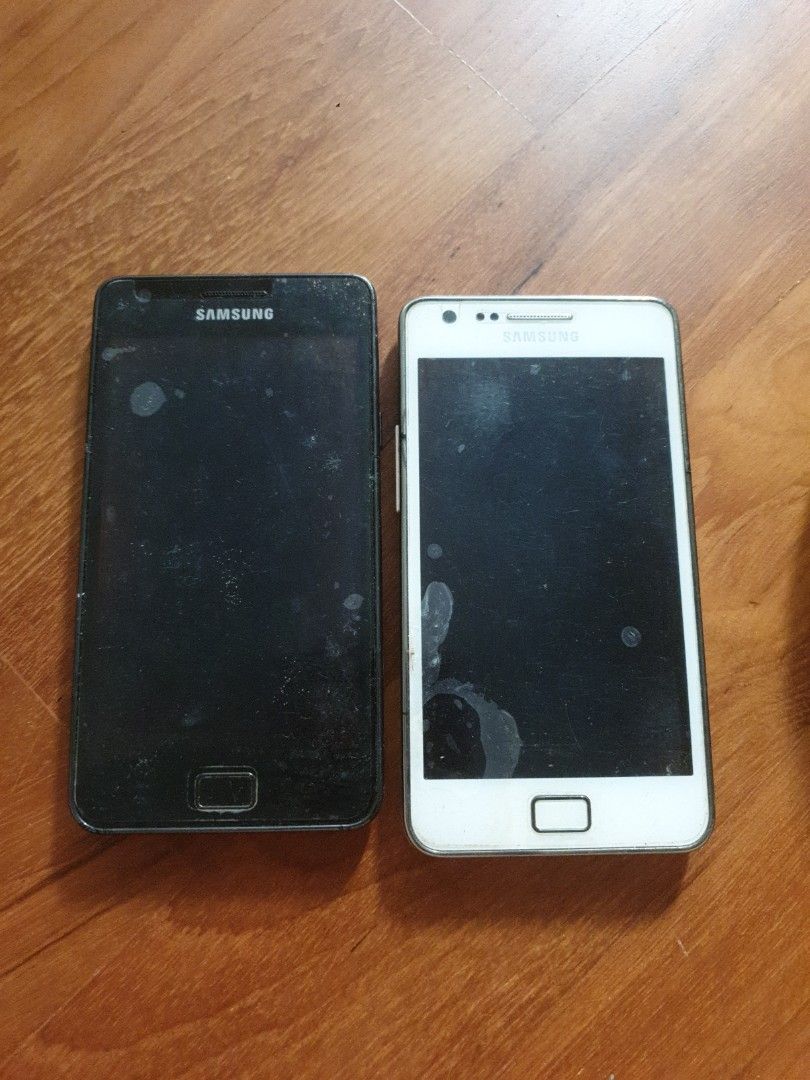 Samsung old phone, Mobile Phones & Gadgets, Mobile Phones, Early ...