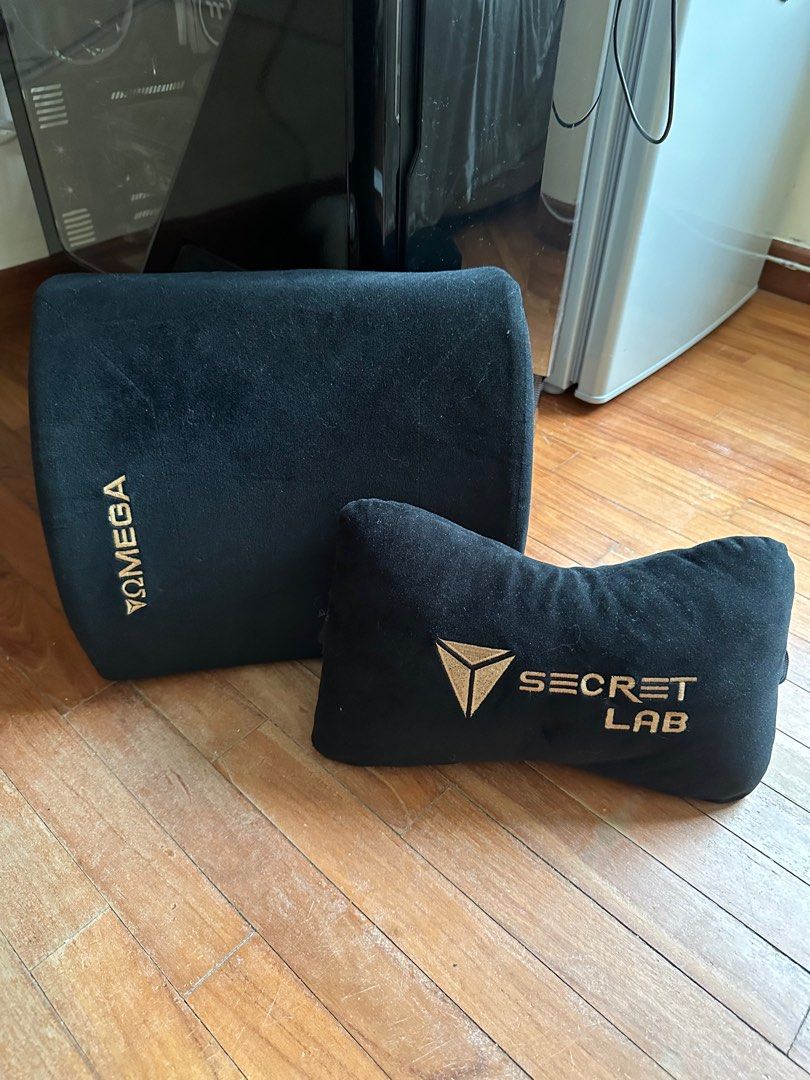 Secretlab hotsell head pillow