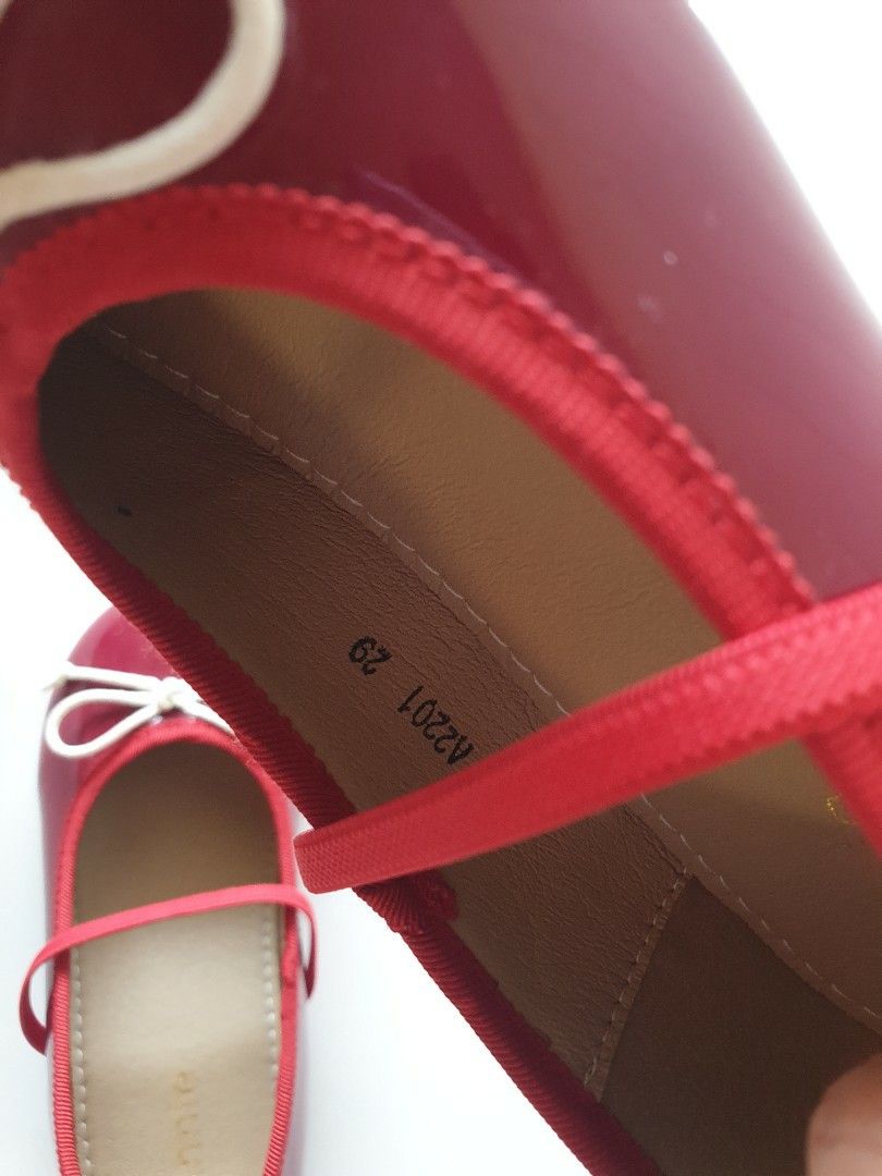 Girls red patent store shoes