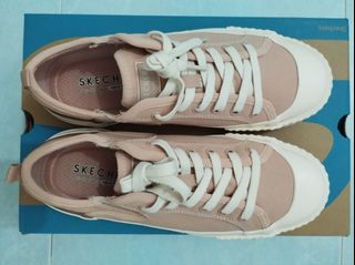 (Category: ) located in . Submitted by funprelovedshop (Listing ID 1258833410, Image 1). Description: .