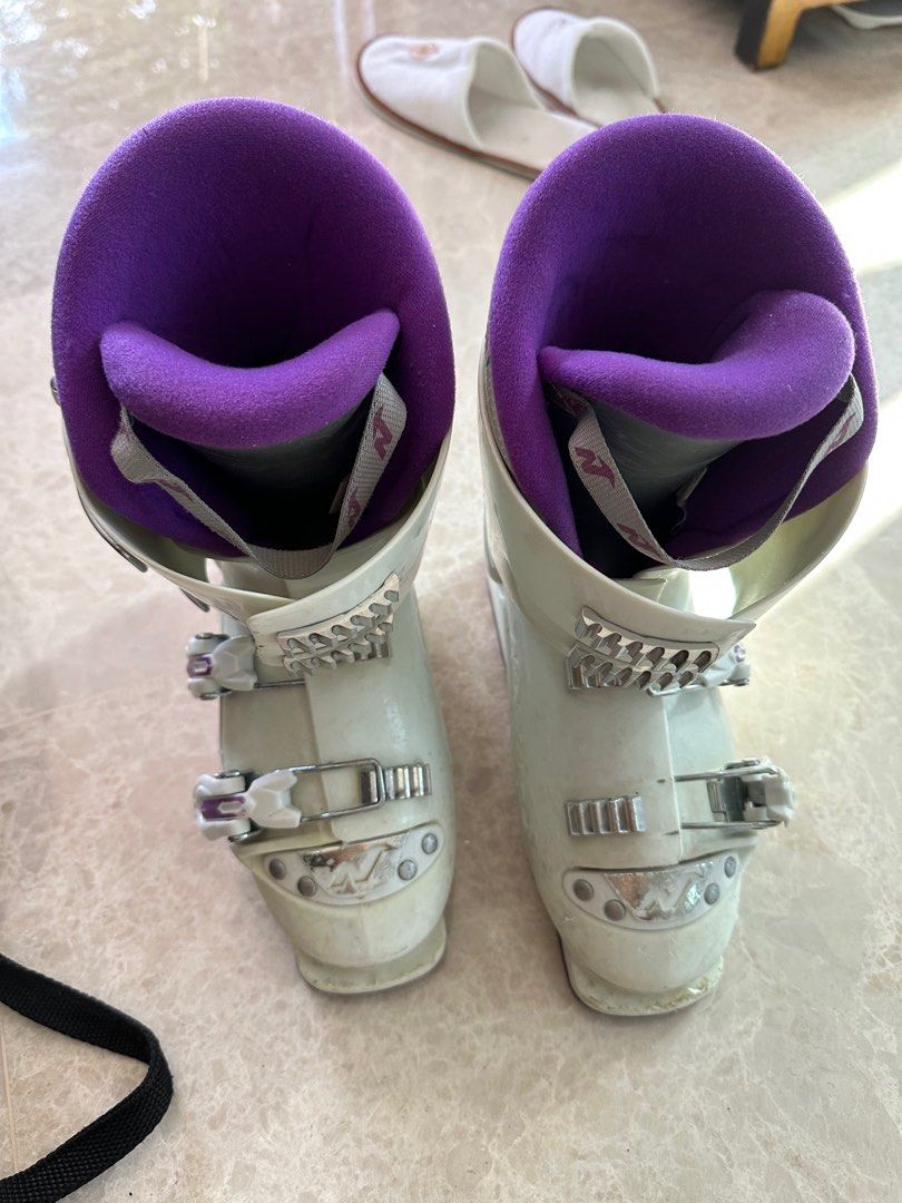 Purple ski hotsell boots