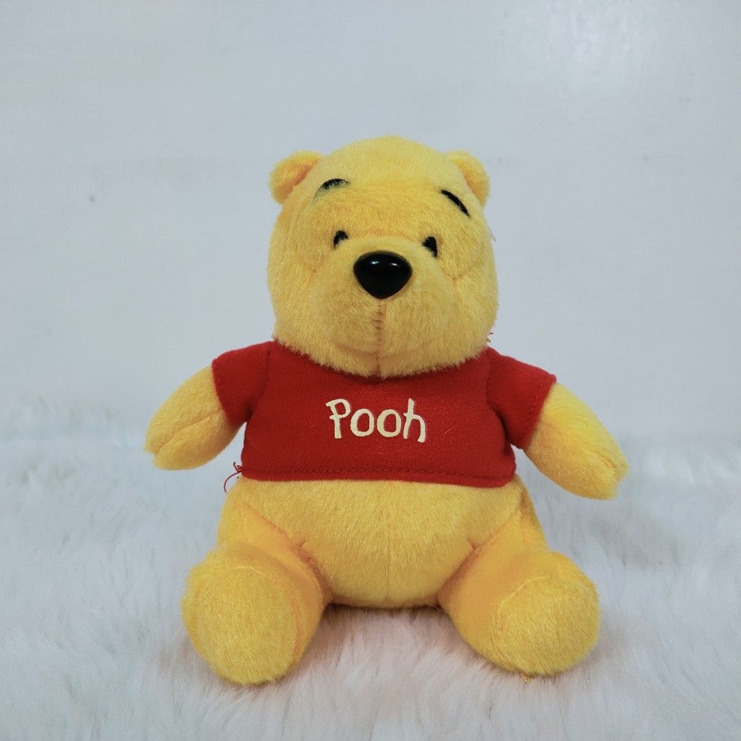 Small Classic Pooh Plushie, Hobbies & Toys, Toys & Games on Carousell