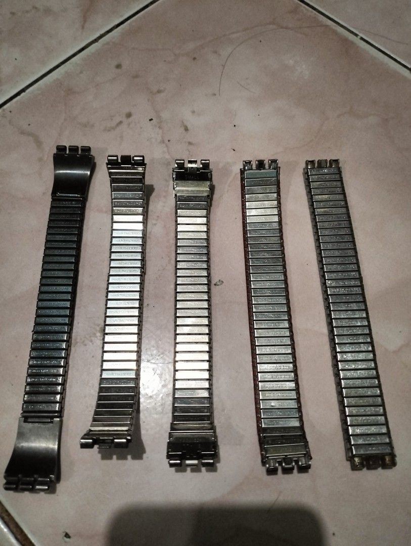 Strap jam swatch, Fesyen Pria, Jam Tangan di Carousell