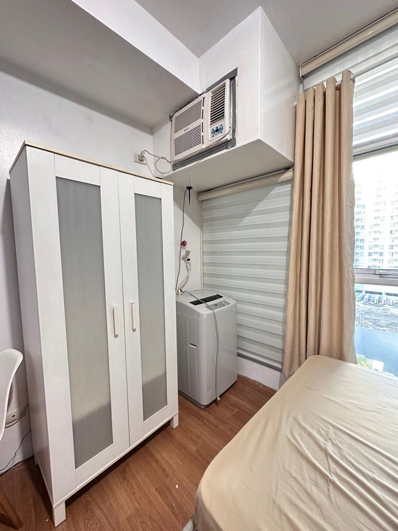 Studio in Makati For Rent The Linear near IAcademy, Makati Med, MAPUA
