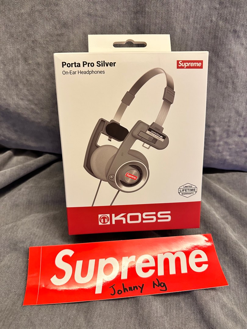Supreme Koss PortaPro Headphones Silver, 音響器材, 耳機- Carousell