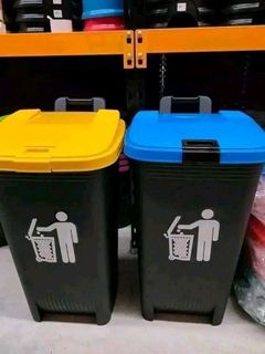 Trash bin 🗑️🚮