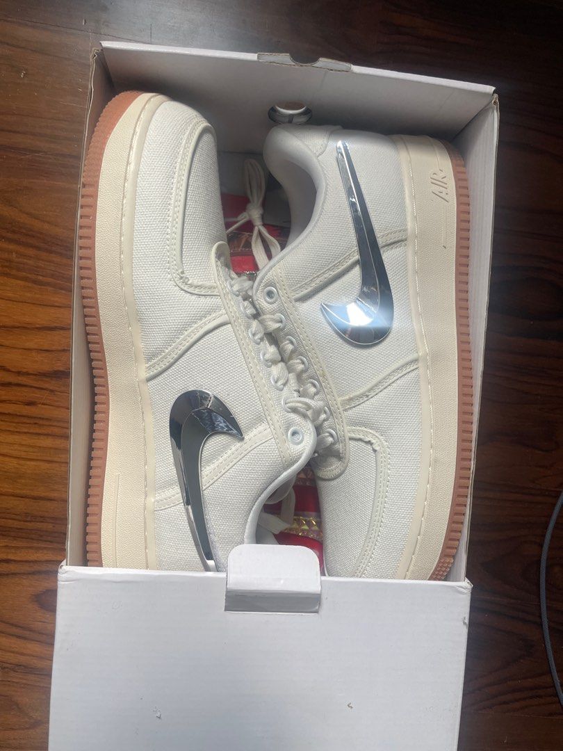 White travis scott discount air force 1
