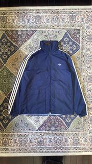 (Category: ) located in . Submitted by yatthriftstore2 (Listing ID 1258822332, Image 1). Description: .