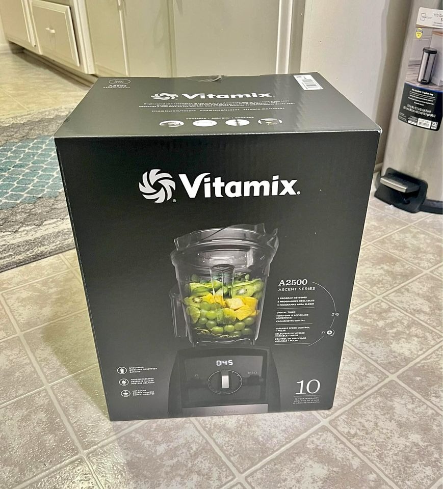 Vitamix A2500 Ascent Series Smart Blender, ProfessionalGrade, TV