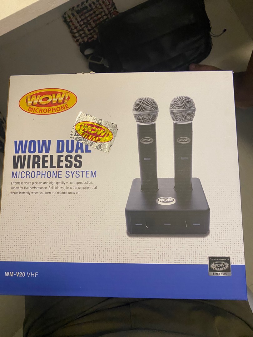 Wow Wireless Mic, Audio, Microphones on Carousell