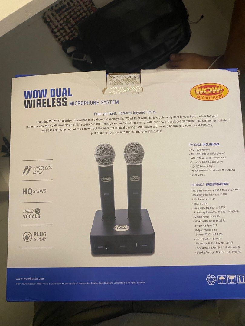 WOW! Dual Wireless Microphone System WM-V20