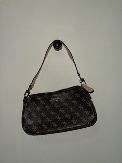 Original Guess Kamryn Tote Shoulder bag, Luxury, Bags & Wallets on Carousell