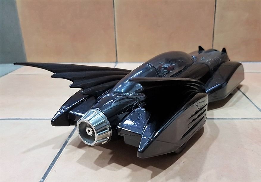 2000 BATMOBILE - Corgi DC Comics Batman 1:18 Diecast Series, Hobbies ...