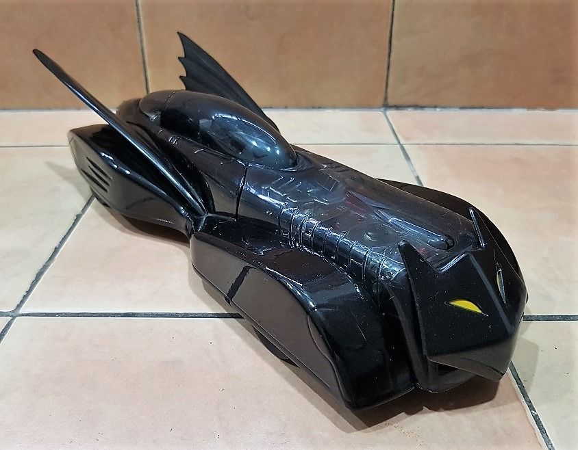 2000 BATMOBILE - Corgi DC Comics Batman 1:18 Diecast Series, Hobbies ...