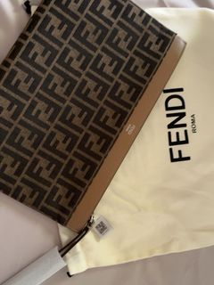 FENDI Ff medium flat pouch (7N0134AFBVF1HRM)