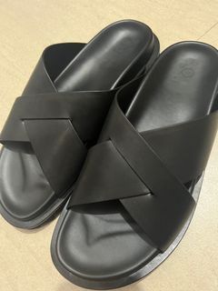 MERCEDES ANCHOR INC. SLIDE SANDAL, 男裝, 鞋, 拖鞋- Carousell