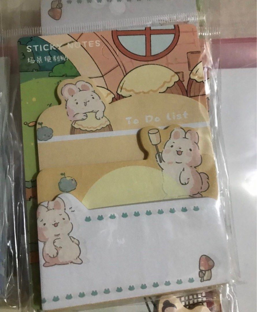 靚靚文具 中國風兔仔貓貓便利貼Memo紙學生必備文員必備 （分類：文具）位於 Hong Kong。 由 charlotte_y 提交（商品編號 1258946592，圖片 1）。簡介： 。